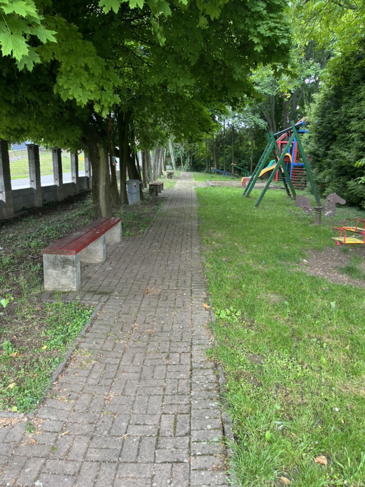 Rekonštrukcia detského ihriska Rekonštrukcia detského ihriska