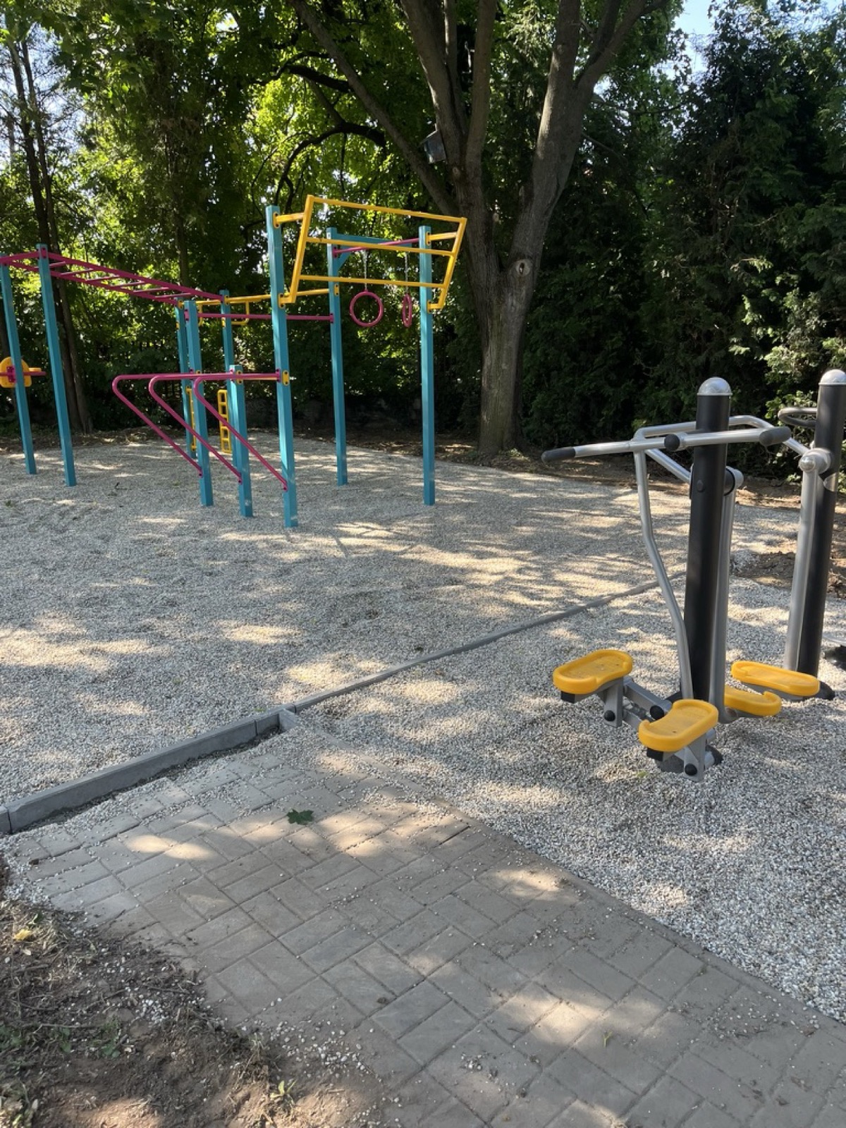 Rekonštrukcia detského ihriska Rekonštrukcia detského ihriska